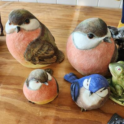 Collectible Lot , Dogs napkin Holders, Metal Elephant Birds, Teddy Bear, Frog