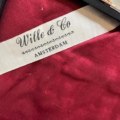 Lot 401 Silverplate flatware in box