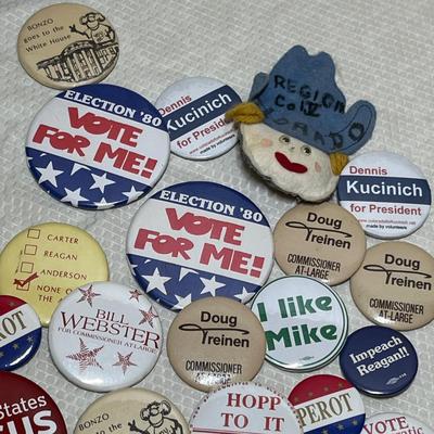 Lot 410 Political buttons