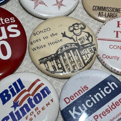 Lot 410 Political buttons