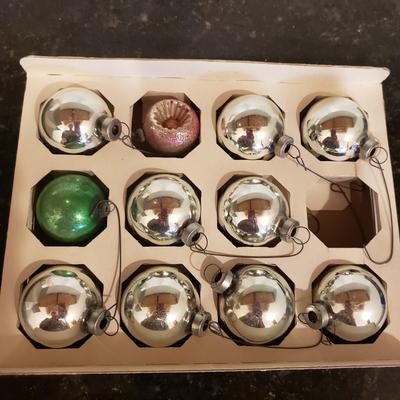 Vintage Glass Shiny Brite Ornaments (LLR-KD)