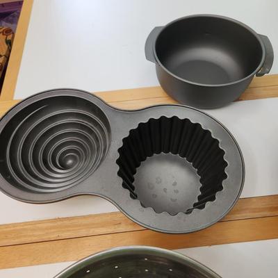 Lot of Cooking Baking pans utensils