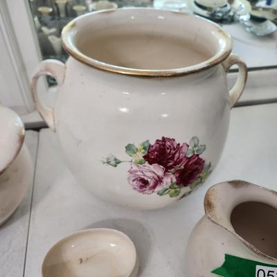 4 Pieces Vintage Avon Pottery