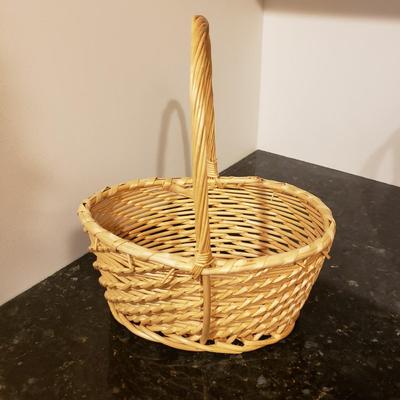 Wicker Baskets and Picnic Basket (LLR-KD)