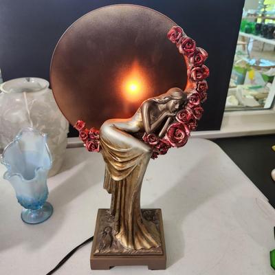 Art Deco Style Table Lamp 18"