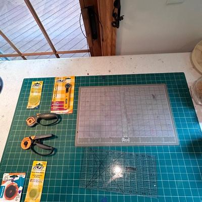 Rotary Cutters and Pads (2R-BB)