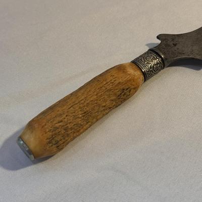 Mother of Pearl Serving Utensils and Antler Carving Set (K-DZ)