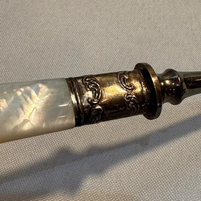 Mother of Pearl Serving Utensils and Antler Carving Set (K-DZ)