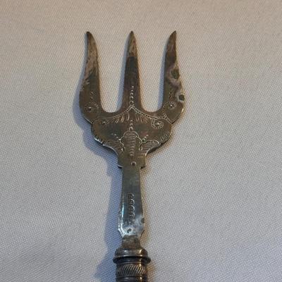 Mother of Pearl Serving Utensils and Antler Carving Set (K-DZ)