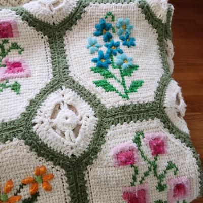 Lot of 8 Coverlets