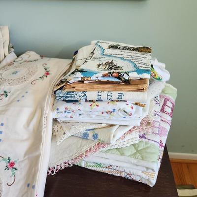 Large lot of Liners , Placemats, Quilts, Coverlets, Mens Handkerchiefs
