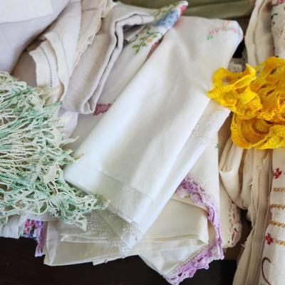 Large lot of Liners , Placemats, Quilts, Coverlets, Mens Handkerchiefs