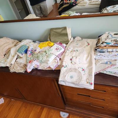 Large lot of Liners , Placemats, Quilts, Coverlets, Mens Handkerchiefs