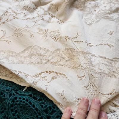 3 Table Covers
