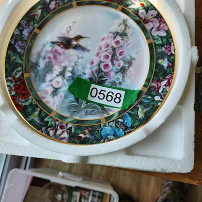 Lot of 7 Collectible Plates Lenox Birds, Bradex hummingbird,