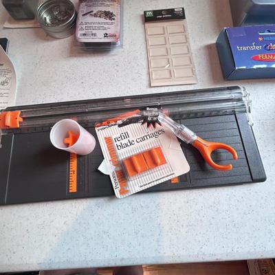 Scrapbooking Tools & Supplies (2R-BB)