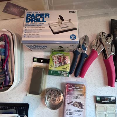Scrapbooking Tools & Supplies (2R-BB)
