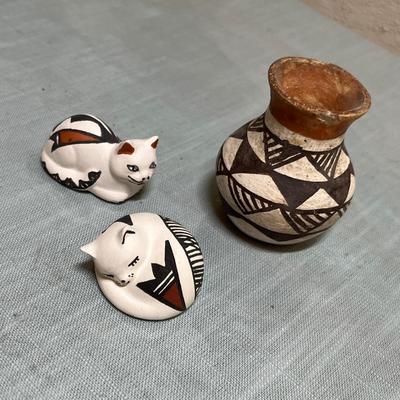 Lot 428 Acoma Pottery lot