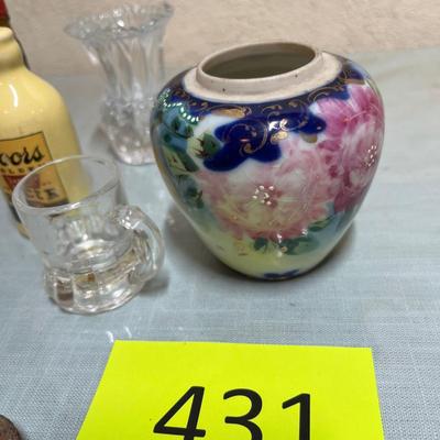 Lot 431 Assortment of miniatures