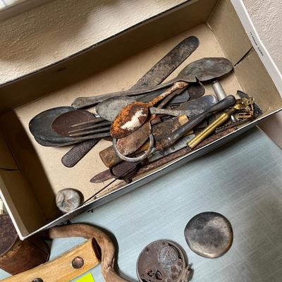 Lot 432 Prairie Finds Lot