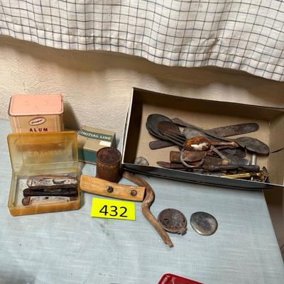 Lot 432 Prairie Finds Lot