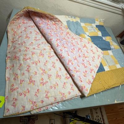 Lot 438 Vintage patch work quilt