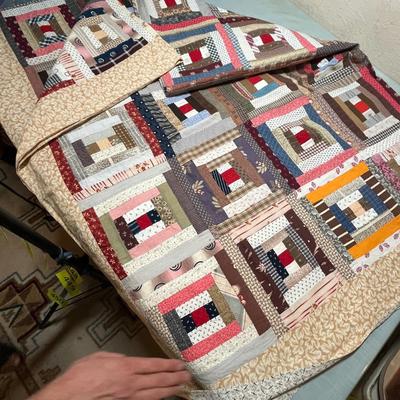 Lot 440 Windows Quilt
