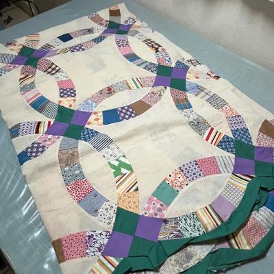 Lot 441 Wedding Ring quilt