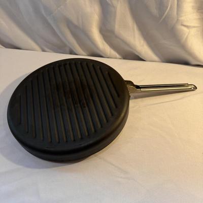 Cuisinart 12” Skillet and Other Pots and Pans (K-DZ)