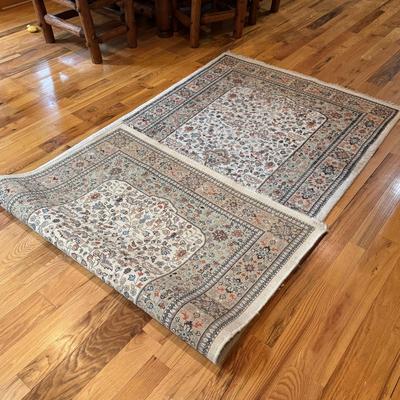 Wool Rug with Fringe from Jacobsen Rugs (LR-DZ)