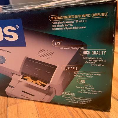 Olympus Personal Photo Printer P-300 (2K-HS)