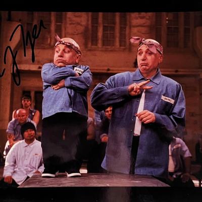 Austin Powers Verne Troyer signed photo