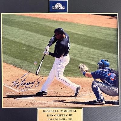 Ken Griffey Jr. signed photo