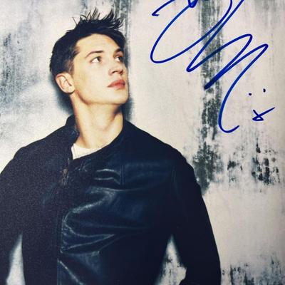 Tom Hardy signed photo