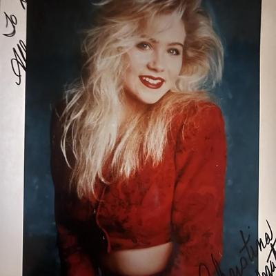 Christina Applegate signed photo