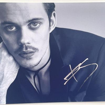 Bill Skarsgård signed photo