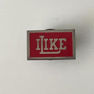 President Dwight Eisenhower I Like Ike campaign pin