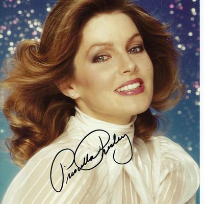 Priscilla Presley signed photo