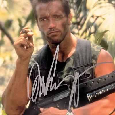 Predator Arnold Schwarzenegger signed photo 