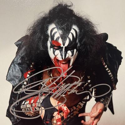 Kiss Gene Simmons signed photo
