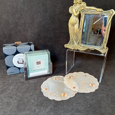 Lot 178. Picture Frames and Doilies