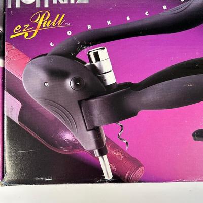 Lot 112. Hoffritz EZ Pull Corkscrew Wine Opener