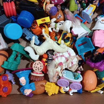 A LARGE COLLECTION OF EARLIER HAPPY MEAL TOYS (2)