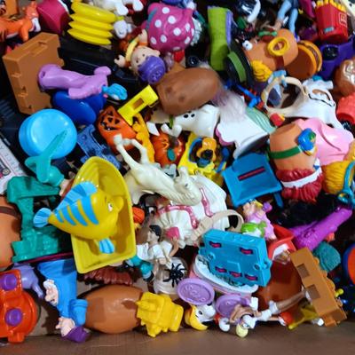 A LARGE COLLECTION OF EARLIER HAPPY MEAL TOYS (2)