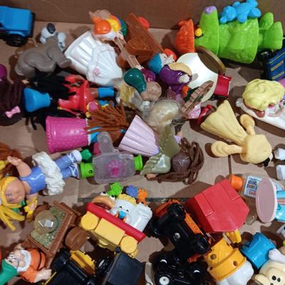 A LARGE COLLECTION OF EARLIER HAPPY MEAL TOYS (3)