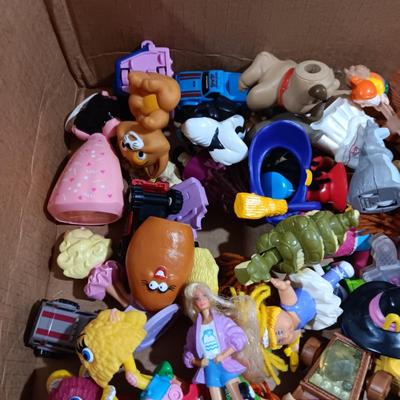 A LARGE COLLECTION OF EARLIER HAPPY MEAL TOYS (3)