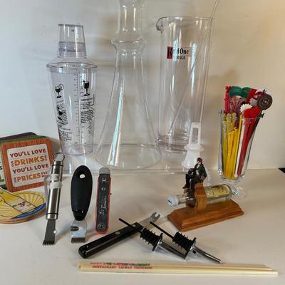 Lot 123. Miscellaneous Bar Items
