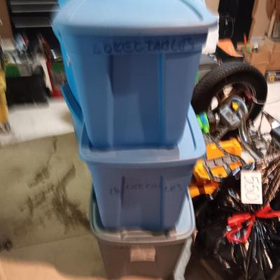 5 STORAGE TOTES