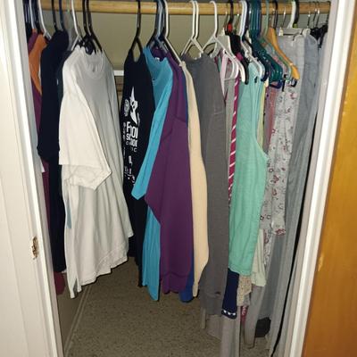 MEN'S XL T-SHIRTS & LADIES XL SHIRTS