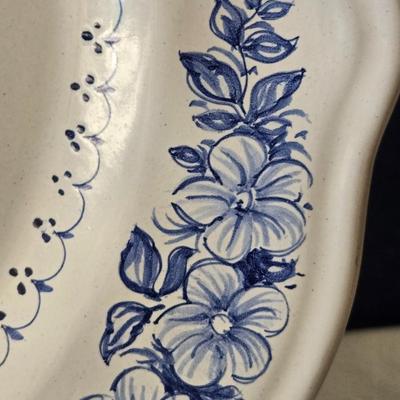 Beautiful Handpainted & Signed Classical Style Angel Plate